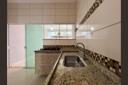 Casa para alugar com 201m², 3 quartos e 3 vagasCozinha