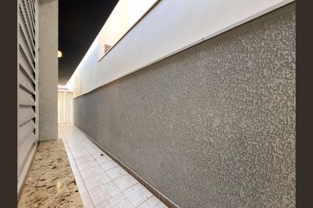 Casa para alugar com 201m², 3 quartos e 3 vagasVista da Suíte 1