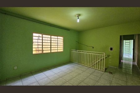 Casa à venda com 223m², 3 quartos e 2 vagas