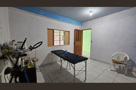 Casa à venda com 223m², 3 quartos e 2 vagas