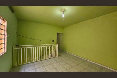 Casa à venda com 223m², 3 quartos e 2 vagas