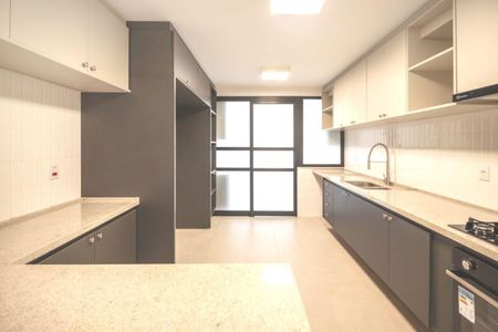 Apartamento à venda com 263m², 4 quartos e 2 vagas
