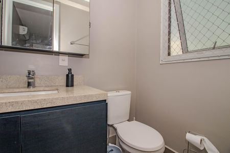 Apartamento para alugar com 76m², 2 quartos e 2 vagas Apartamento para alugar com 76m², 2 quartos e 2 vagasBanheiro da Suíte