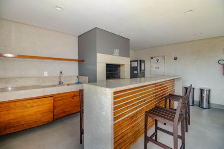 Apartamento para alugar com 76m², 2 quartos e 2 vagas Apartamento para alugar com 76m², 2 quartos e 2 vagasÁrea comum - Churrasqueira