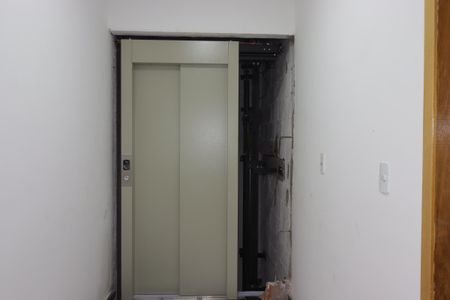 Apartamento à venda com 86m², 2 quartos e 1 vagaElevador