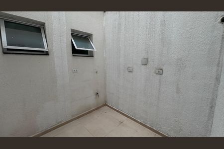 Apartamento à venda com 42m², 2 quartos e 1 vaga Apartamento à venda com 42m², 2 quartos e 1 vagaÁrea de Serviço
