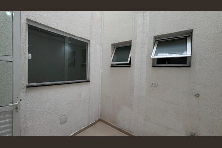 Apartamento à venda com 42m², 2 quartos e 1 vaga Apartamento à venda com 42m², 2 quartos e 1 vagaÁrea de Serviço