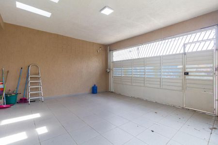 Casa à venda com 130m², 3 quartos e 2 vagas Casa à venda com 130m², 3 quartos e 2 vagasGaragem