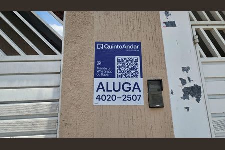 Casa à venda com 130m², 3 quartos e 2 vagas Casa à venda com 130m², 3 quartos e 2 vagasFachada - plaquinha