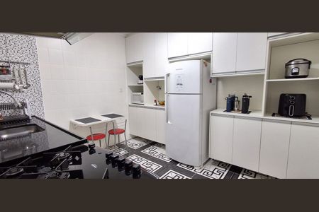 Apartamento à venda com 73m², 2 quartos e 1 vaga Apartamento à venda com 73m², 2 quartos e 1 vagaCozinha