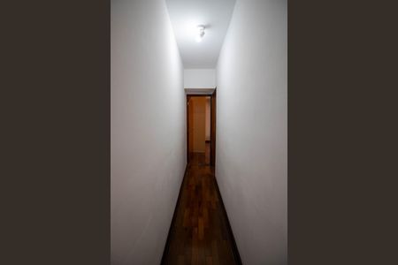 Casa à venda com 137m², 3 quartos e 2 vagas Casa à venda com 137m², 3 quartos e 2 vagasCorredor dos Quartos