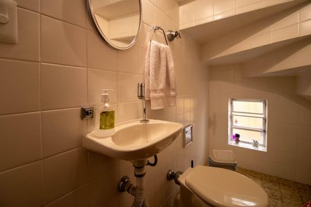 Casa à venda com 137m², 3 quartos e 2 vagas Casa à venda com 137m², 3 quartos e 2 vagasLavabo