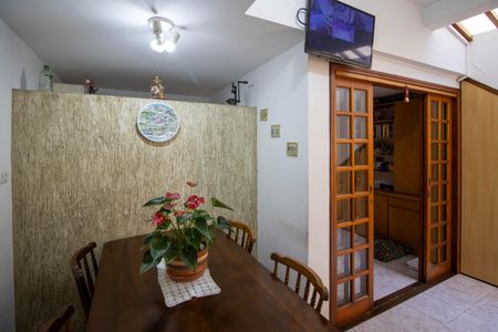 Casa à venda com 137m², 3 quartos e 2 vagas Casa à venda com 137m², 3 quartos e 2 vagasCozinha/Espaço de Jantar