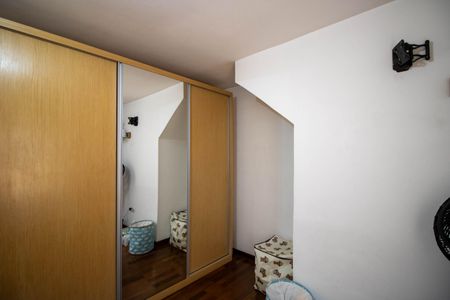 Casa à venda com 137m², 3 quartos e 2 vagas Casa à venda com 137m², 3 quartos e 2 vagasQuarto 2