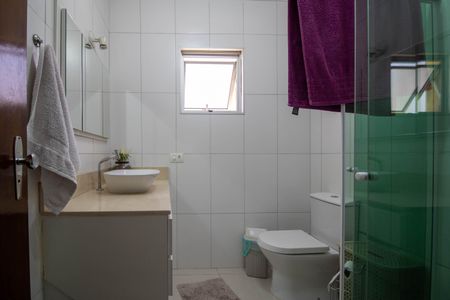 Casa à venda com 137m², 3 quartos e 2 vagas Casa à venda com 137m², 3 quartos e 2 vagasBanheiro