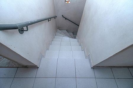 Casa à venda com 160m², 4 quartos e 2 vagas Casa à venda com 160m², 4 quartos e 2 vagasacesso para os pisos_2