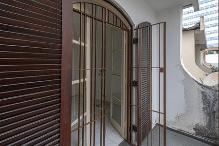 Casa à venda com 160m², 4 quartos e 2 vagas Casa à venda com 160m², 4 quartos e 2 vagassacada no quarto 1_2