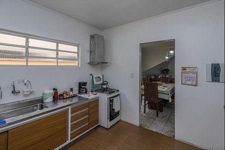 Casa à venda com 160m², 4 quartos e 2 vagas Casa à venda com 160m², 4 quartos e 2 vagascozinha_3