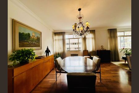 Apartamento à venda com 3 quartos, 180m² em Jardim Paulista, São Paulo