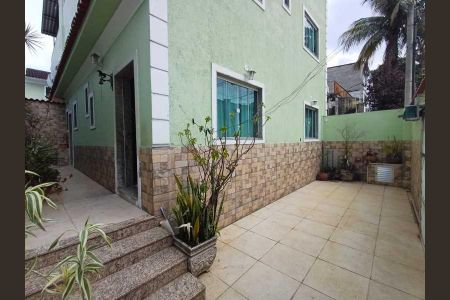 Apartamento à venda com 187m², 5 quartos e 1 vaga