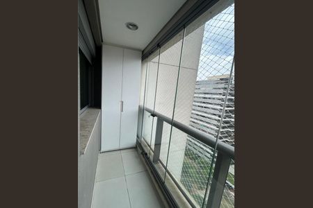 Apartamento à venda com 76m², 2 quartos e 1 vaga