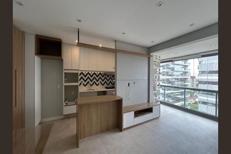 Apartamento à venda com 76m², 2 quartos e 1 vaga