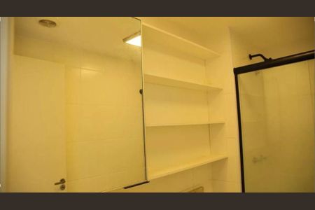 Apartamento à venda com 1 quarto, 44m² em Taboão, São Paulo