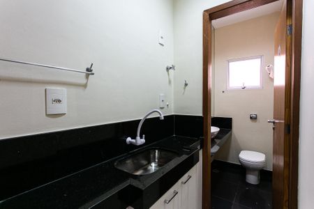 Casa à venda com 206m², 4 quartos e 2 vagasLavabo