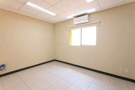 Casa à venda com 206m², 4 quartos e 2 vagasQuarto 4