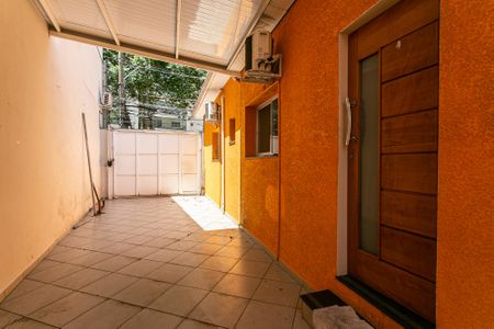 Casa à venda com 206m², 4 quartos e 2 vagasGaragem