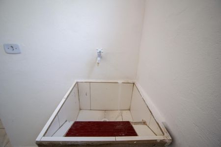 Casa para alugar com 25m², 1 quarto e sem vagaÁrea de Serviço