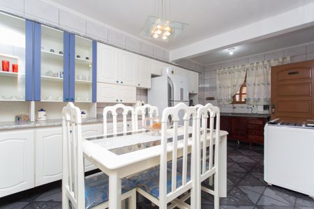 Casa para alugar com 499m², 3 quartos e 4 vagasCozinha