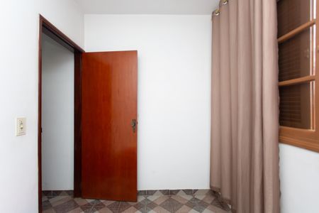 Casa para alugar com 499m², 3 quartos e 4 vagasQuarto 2 