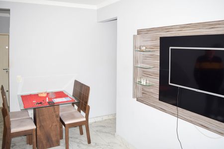 Sala de apartamento à venda com 2 quartos, 57m² em Vila Carrão, São Paulo