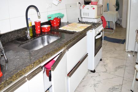 Apartamento à venda com 57m², 2 quartos e 1 vaga Apartamento à venda com 57m², 2 quartos e 1 vagaCozinha e Área de Serviço