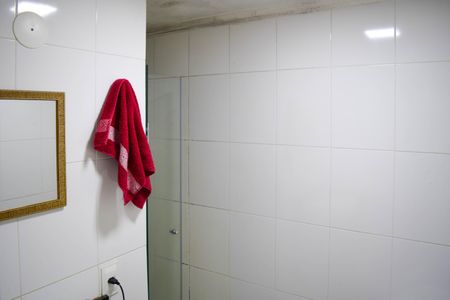 Apartamento à venda com 57m², 2 quartos e 1 vaga Apartamento à venda com 57m², 2 quartos e 1 vagaBanheiro