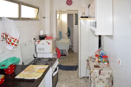 Apartamento à venda com 57m², 2 quartos e 1 vaga Apartamento à venda com 57m², 2 quartos e 1 vagaCozinha e Área de Serviço