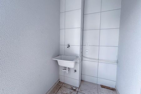 Apartamento para alugar com 42m², 2 quartos e sem vaga