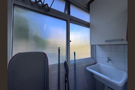 Apartamento à venda com 59m², 2 quartos e 1 vagaCozinha e Área de Serviço