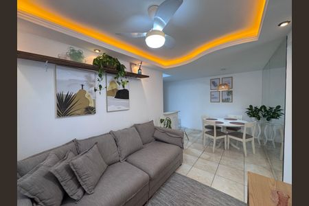 Sala de apartamento à venda com 2 quartos, 59m² em Vargem Pequena, Rio de Janeiro