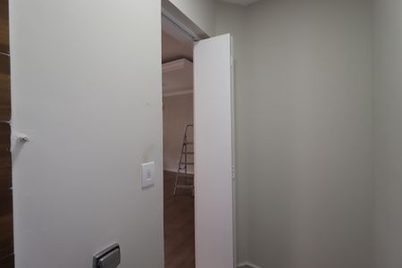 Casa à venda com 108m², 3 quartos e 2 vagasBanheiro do piso inferior