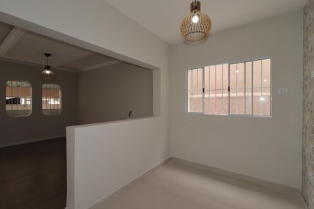 Casa à venda com 108m², 3 quartos e 2 vagasCozinha