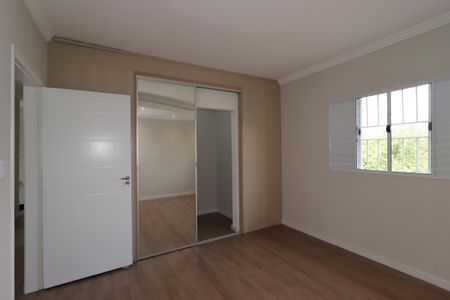 Casa à venda com 108m², 3 quartos e 2 vagasQuarto 3