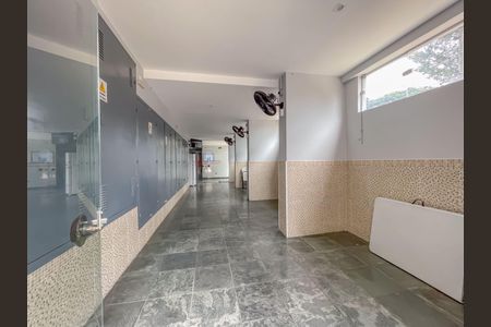 Apartamento à venda com 140m², 3 quartos e 1 vaga Apartamento à venda com 140m², 3 quartos e 1 vagaÁrea comum - Salão de festas