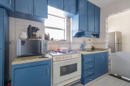 Apartamento à venda com 140m², 3 quartos e 1 vaga Apartamento à venda com 140m², 3 quartos e 1 vagaCozinha