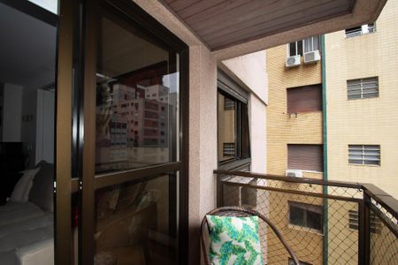 varanda sala de apartamento para alugar com 1 quarto, 42m² em Jardim Paulista, São Paulo