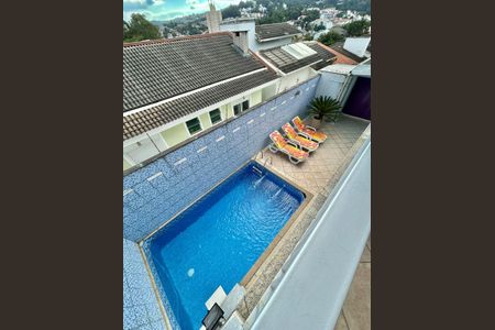 Casa para alugar com 4 quartos, 253m² em Jardim Virginia Bianca, São Paulo