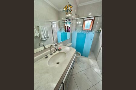 Casa para alugar com 4 quartos, 253m² em Jardim Virginia Bianca, São Paulo