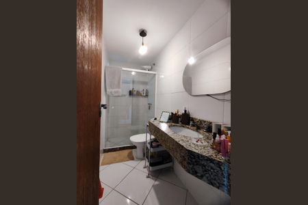 Casa de condomínio à venda com 320m², 4 quartos e 1 vagaBanheiro da Suíte 1