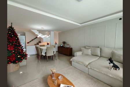 Sala de casa de condomínio para alugar com 4 quartos, 320m² em Vargem Grande, Rio de Janeiro